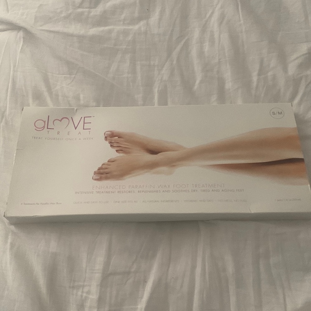 glove treat enhanced paraffin wax foot treatment S/M